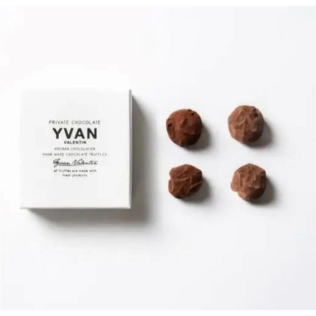 chocolate(チョコレート)のYVAN イヴァン・ヴァレンティン 2022年限定トリュフ チョコ 4個入 食品/飲料/酒の食品(菓子/デザート)の商品写真