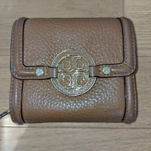 Tory Burch(トリーバーチ)のトリバーチ　二つ折り財布 レディースのファッション小物(財布)の商品写真