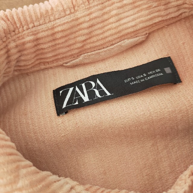 ZARA(ザラ)のZARA コードュロイジャケット レディースのジャケット/アウター(その他)の商品写真