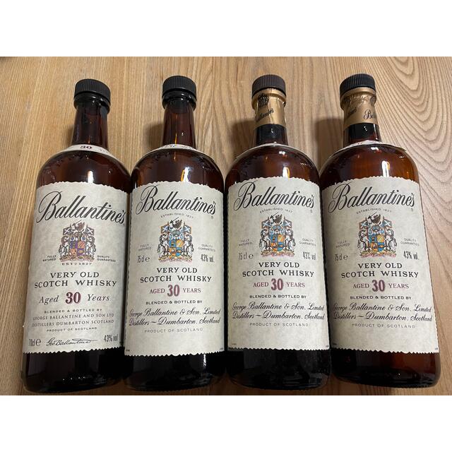 サントリー(サントリー)のBallantine‘s 30年　17年　空瓶 食品/飲料/酒の酒(ウイスキー)の商品写真