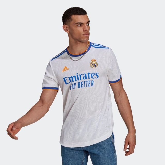 Adidas 本物 アディダス レアル マドリード オーセンティック ユニフォーム Mの通販 By デーヒー S Shop アディダスならラクマ