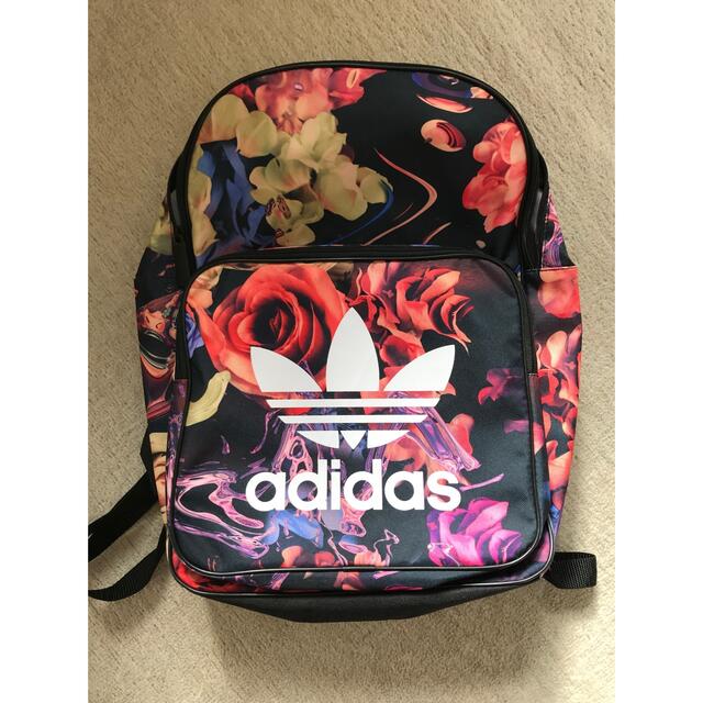 adidas - adidasオリジナルス　リュック　花柄　バックパック　日本未入荷