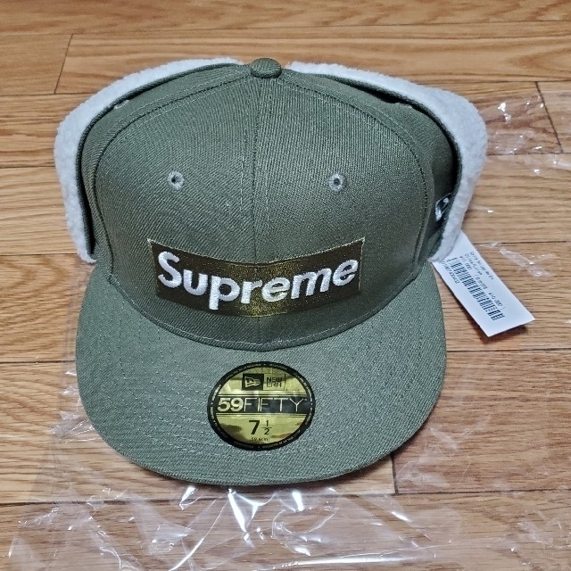 Supreme Earflap Box Logo New Era 7 1/2 1