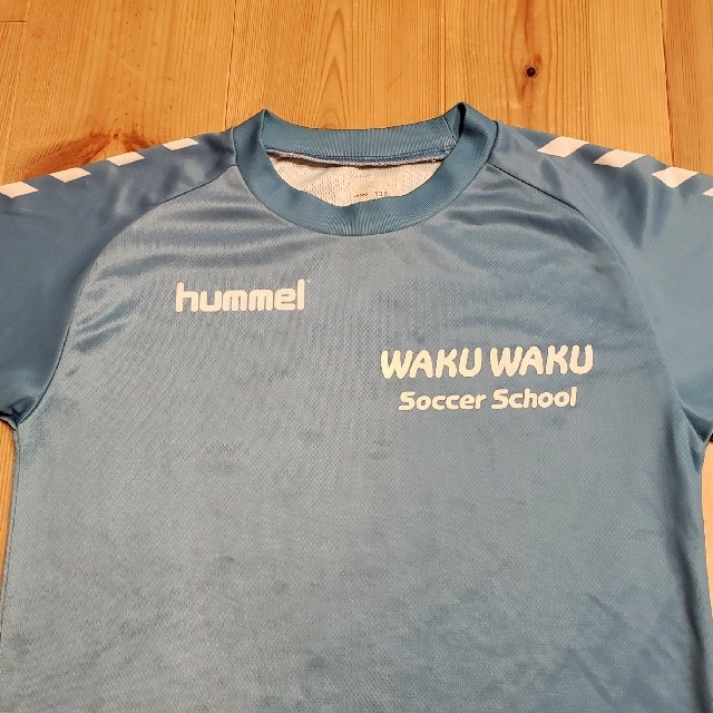 hummel(ヒュンメル)のサッカーウェア　上下　130 WAKUWAKUサッカースクール スポーツ/アウトドアのサッカー/フットサル(ウェア)の商品写真