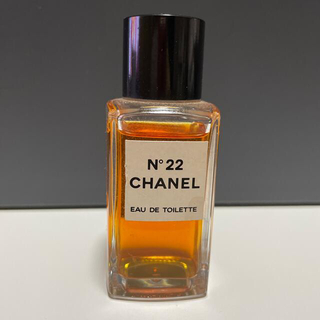 シャネル(CHANEL)のCHANEL    N°22    EAU DE TOILETTE(香水(女性用))