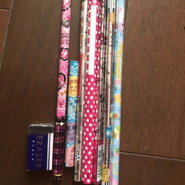 鉛筆 エンタメ/ホビーのアート用品(鉛筆)の商品写真