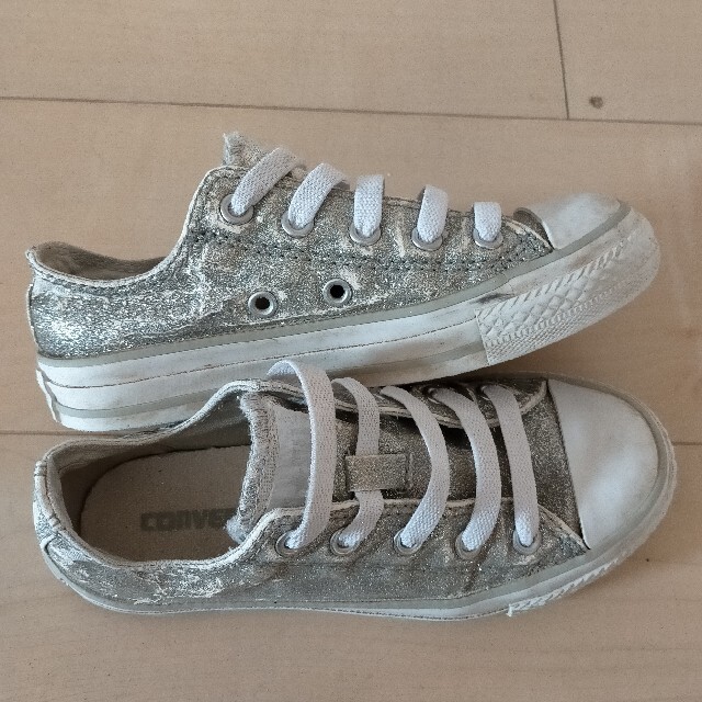 CONVERSE(コンバース)の#Converse#コンバース#オールスター#シルバーラメ#グリッター#18cm キッズ/ベビー/マタニティのキッズ靴/シューズ(15cm~)(スニーカー)の商品写真