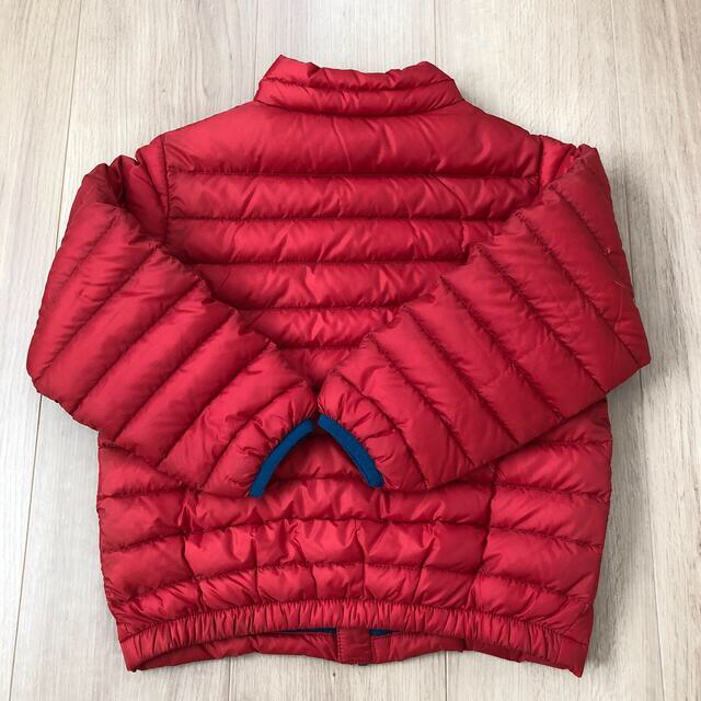 patagonia(パタゴニア)のパタゴニア4Tダウン キッズ/ベビー/マタニティのキッズ服男の子用(90cm~)(ジャケット/上着)の商品写真