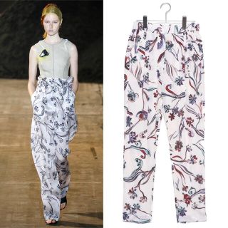 スリーワンフィリップリム(3.1 Phillip Lim)の3.1 Phillip Lim フィリップリム 花柄パンツ【新品※タグ付き】(カジュアルパンツ)