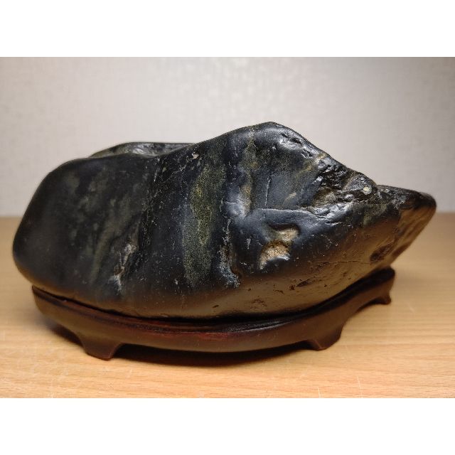 神居古潭石 1.5kg 黒石 碧玉 錦石 鑑賞石 自然石 原石 水石 原石 神居古潭石 1.5kg 黒石 碧玉 錦石 鑑賞石 自然石 原石 水石 原石