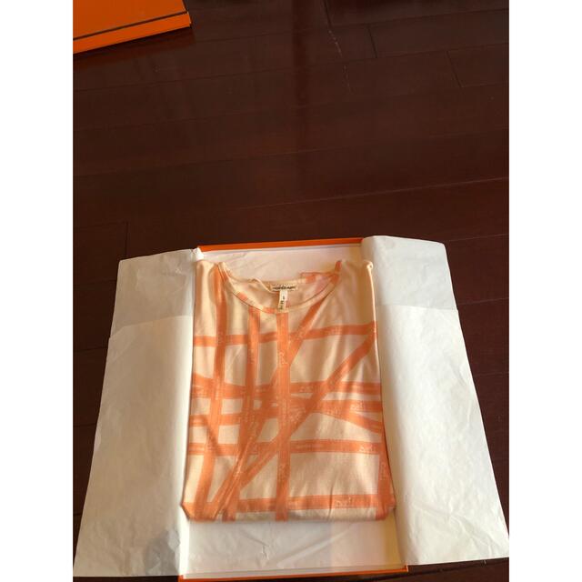 Hermes(エルメス)のエルメス　Tシャツ　リボン柄 レディースのトップス(Tシャツ(半袖/袖なし))の商品写真