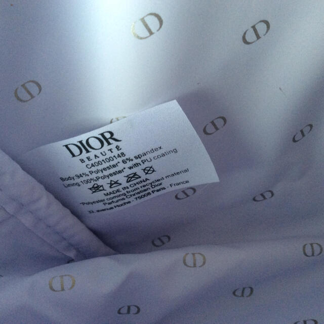 Dior(ディオール)の未使用 ディオール ノベルティ ポーチ エンタメ/ホビーのコレクション(ノベルティグッズ)の商品写真