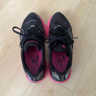 サッカニー(SAUCONY)のサッカニー ランニングシューズ(スニーカー)