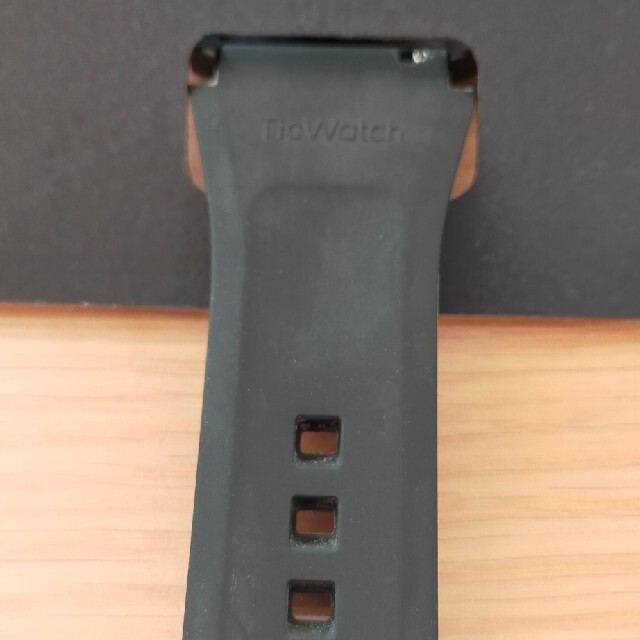 TicWatch S2 WG12016 ブラック メンズの時計(腕時計(デジタル))の商品写真