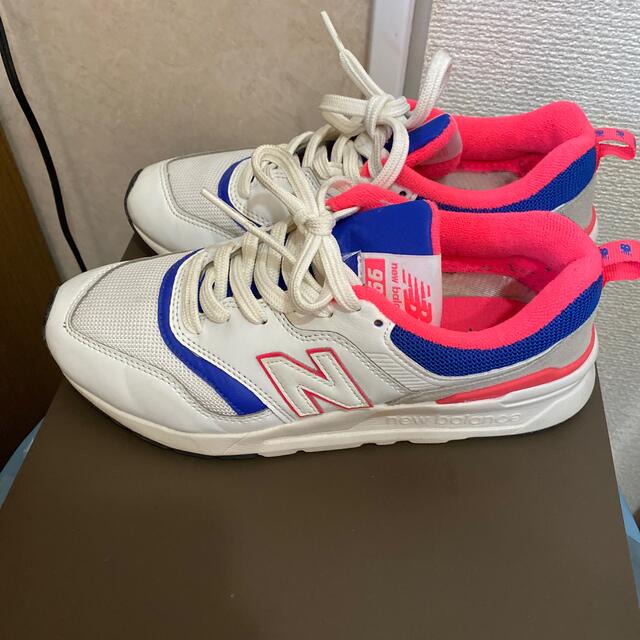 New Balance(ニューバランス)のニューバランススニーカー👟💕size23 レディースの靴/シューズ(スニーカー)の商品写真