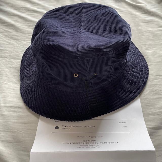 1LDK SELECT(ワンエルディーケーセレクト)のThe Hermit Club Navy L/XL メンズの帽子(ハット)の商品写真