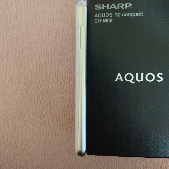 Sharp Aquos R2 compact  SH-M09 SIM Free