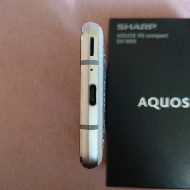 Sharp Aquos R2 compact  SH-M09 SIM Free