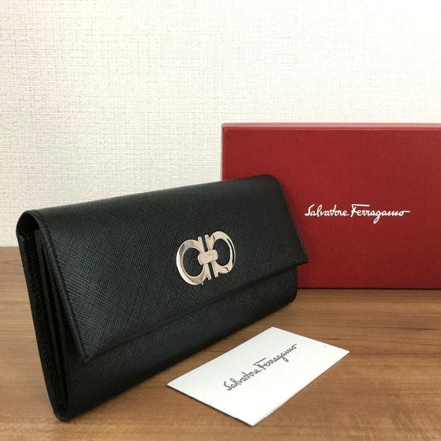 極美品 Salvatore Ferragamo 長財布 ブラック レザー 390 日本最大級