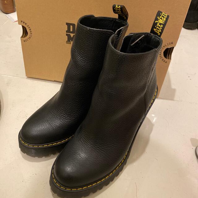 ドクターマーチン(Dr.Martens)ブーツレディース