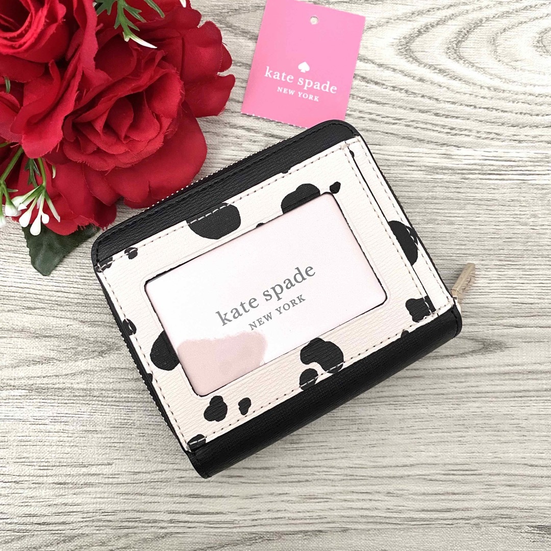 kate spade new york(ケイトスペードニューヨーク)の《新品》kate spade ケイトスペード ディズニー レザー 折り財布 レディースのファッション小物(財布)の商品写真