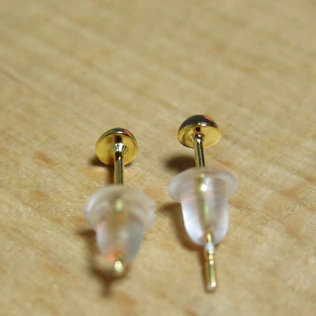 【小粒ダークグレーオニキス3mm】小さめメンズピアス両耳アレルギー対応ステンレス メンズのアクセサリー(ピアス(両耳用))の商品写真