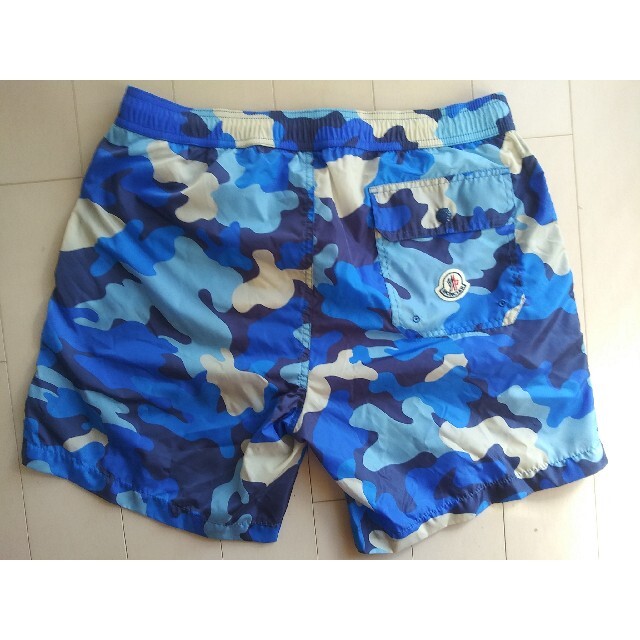 モンクレール 水着 Mサイズ 新しく着き