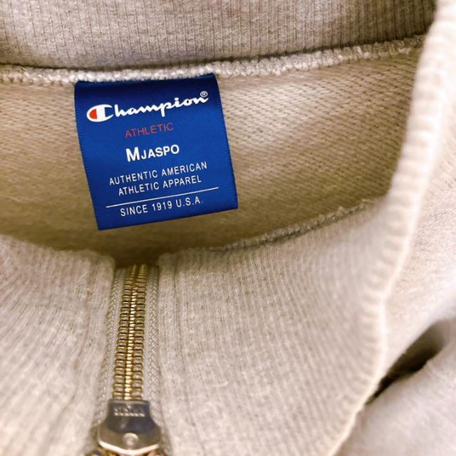 Champion(チャンピオン)のチャンピオン Champion パーカー　ワンポイント　グレー　M レディースのトップス(パーカー)の商品写真