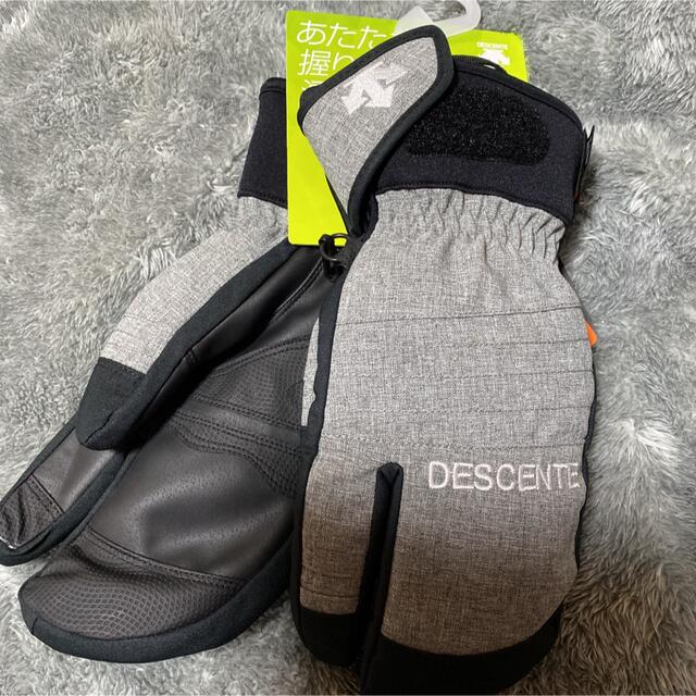 DESCENTE(デサント)の専用です。新品たぐつき！デサント　スノボー　スキー　手袋 スポーツ/アウトドアのスキー(ウエア)の商品写真