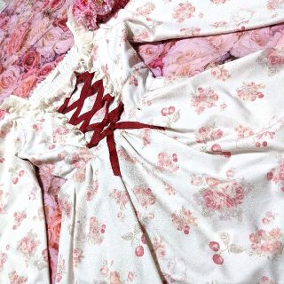 リズリサ♥axes femme♥夢展望♥白♥花柄＆さくらんぼ♥ボリューム♥ワンピ