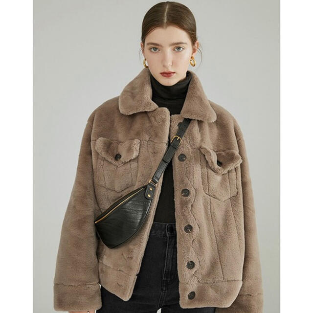 Fano Studios Oversized fur-like jacketレディース