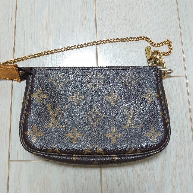 LOUIS VUITTON(ルイヴィトン)のLOUIS VUITTON ルイヴィトン★ミニポシェット アクセソワール レディースのファッション小物(ポーチ)の商品写真