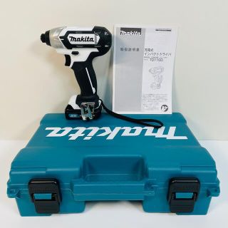 マキタ(Makita)の☆未使用・人気の白☆ Makita TD110Dインパクトドライバー本体&ケース(工具)