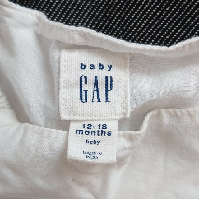 babyGAP(ベビーギャップ)のねこ様専用【baby GAP】レースチュニック 80cm キッズ/ベビー/マタニティのベビー服(~85cm)(ワンピース)の商品写真