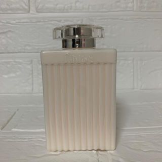 クロエ(Chloe)のクロエ　パフュームボディローション200ml(ボディローション/ミルク)