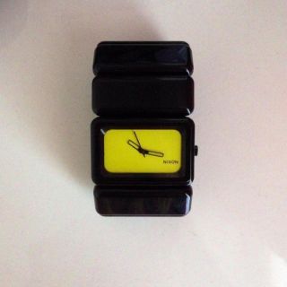ニクソン(NIXON)の腕時計☆(腕時計)