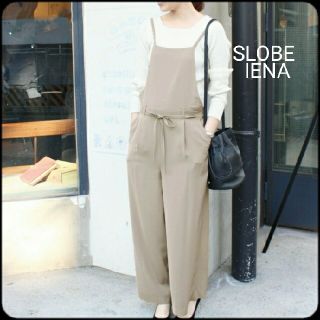 スローブイエナ(SLOBE IENA)の【美品】SLOBE IENA サロペットパンツ　ベージュ　オーバーオール　SM春(サロペット/オーバーオール)