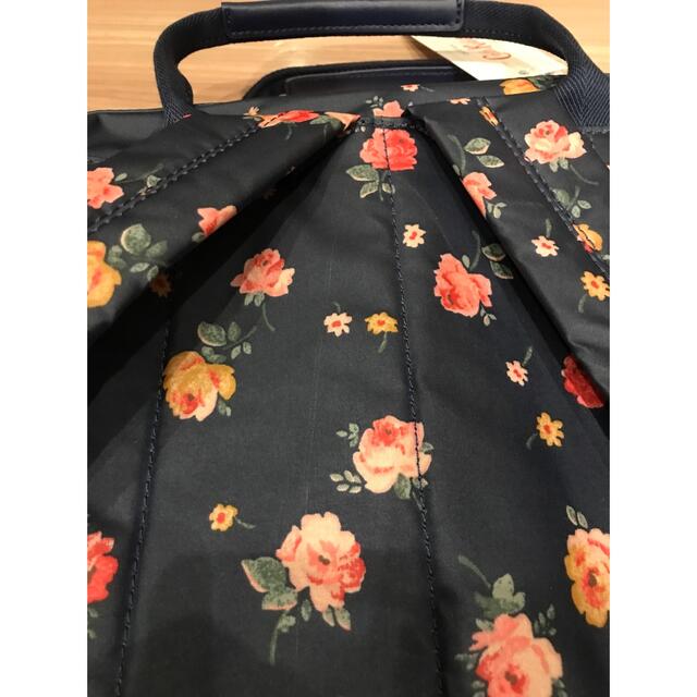 Cath Kidston(キャスキッドソン)の【訳あり】新品　キャスキッドソン　リュック　ネイビー レディースのバッグ(リュック/バックパック)の商品写真