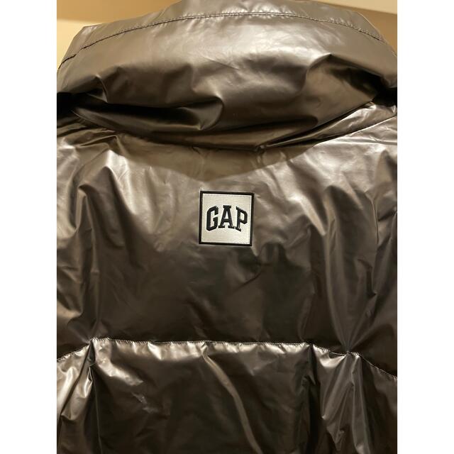 GAP(ギャップ)のGAP ヘビーウェイトオーバーサイズダウンジャケット シルバー メンズのジャケット/アウター(ダウンジャケット)の商品写真