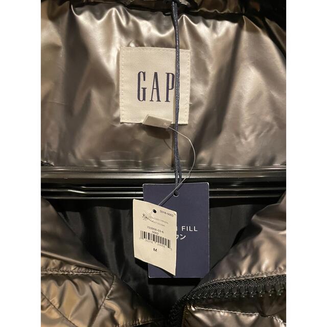 GAP(ギャップ)のGAP ヘビーウェイトオーバーサイズダウンジャケット シルバー メンズのジャケット/アウター(ダウンジャケット)の商品写真