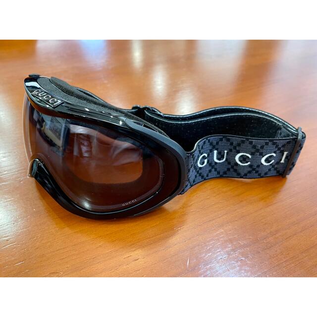 Gucci(グッチ)の超美品 ほぼ未使用GUCCI スノーボード/スキー ゴーグル ハイブランド スポーツ/アウトドアのスノーボード(ウエア/装備)の商品写真