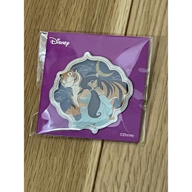 Disney(ディズニー)のアラジン　ピンバッジ エンタメ/ホビーのおもちゃ/ぬいぐるみ(キャラクターグッズ)の商品写真