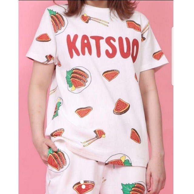 PUNYUS(プニュズ)の新品 KATUO Tシャツ プニュズ 渡辺直美 punyus 半袖 カツオ 2 レディースのトップス(Tシャツ(半袖/袖なし))の商品写真