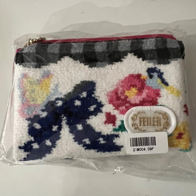 新品未使用です☆ chesty feiler コラボポーチ ポーチ faa-tfm-aid