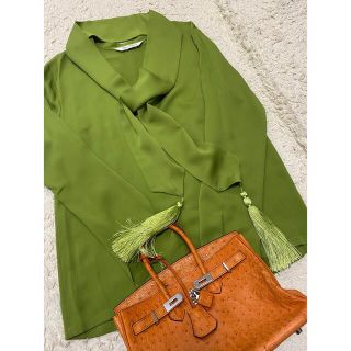 マックスマーラ(Max Mara)のご専用❤️Max Mara 　ボウタイブラウス　2枚　おまとめ(シャツ/ブラウス(長袖/七分))