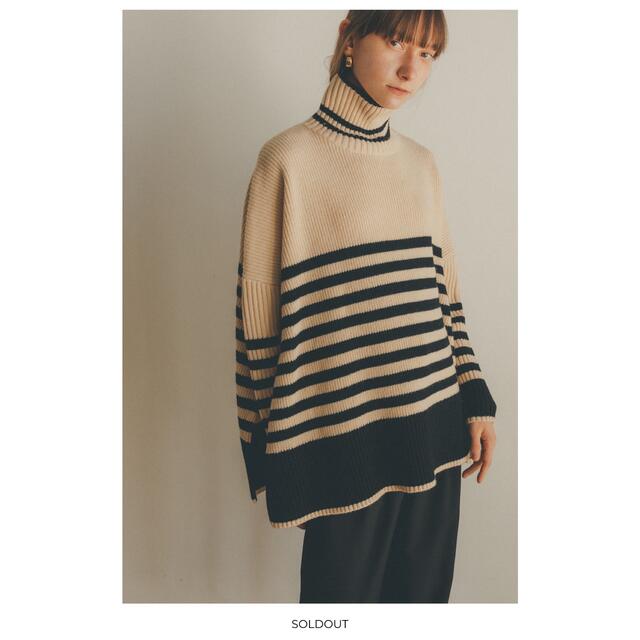 clane TURTLE WIDE SLIT KNIT TOPS