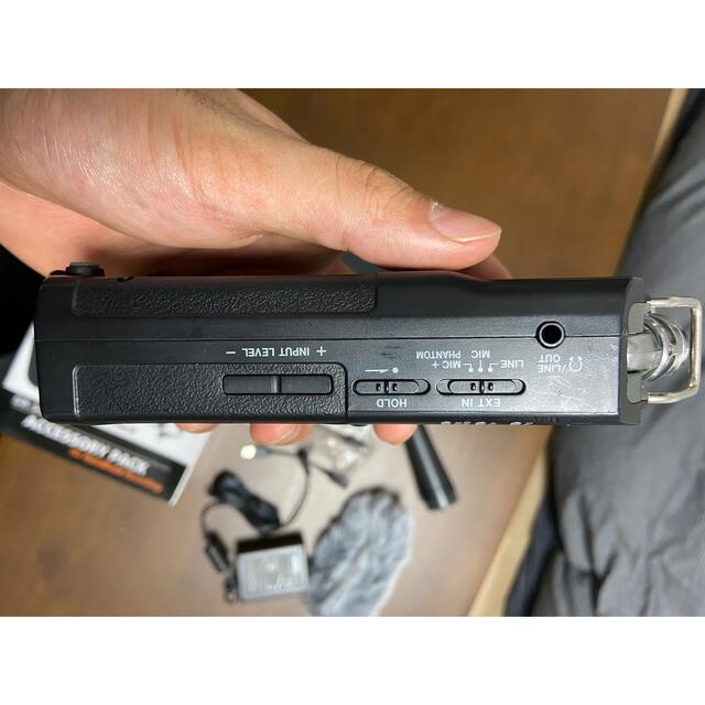 TASCAM リニアPCMレコーダー DR-40 VERSION2 スマホ/家電/カメラのオーディオ機器(その他)の商品写真