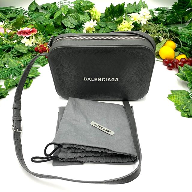Balenciaga - バレンシアガ ショルダーバッグ エブリデイ カメラバッグ