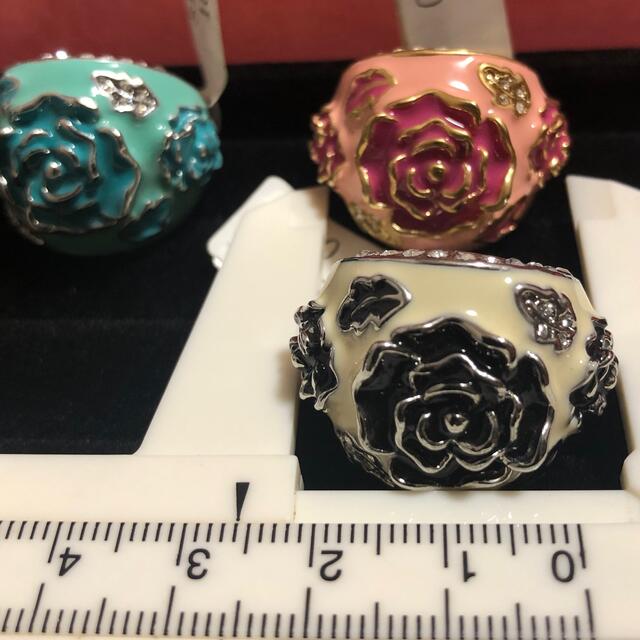 【 新品　送料無料　】指輪　18号　薔薇リング レディースのアクセサリー(リング(指輪))の商品写真