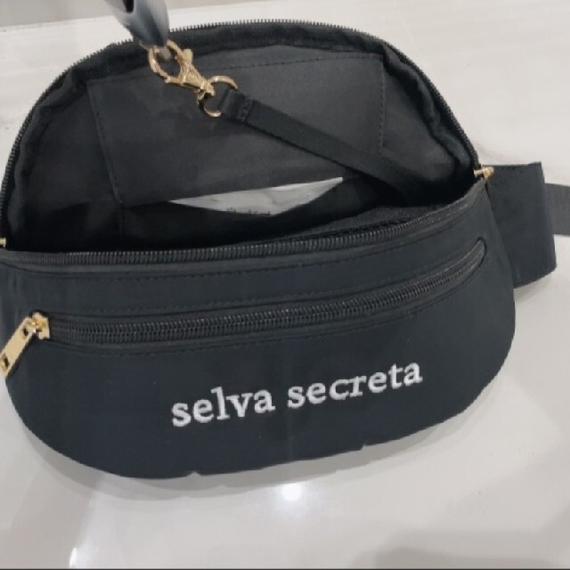 ANTIMINSS selva secreta レディースのバッグ(ショルダーバッグ)の商品写真